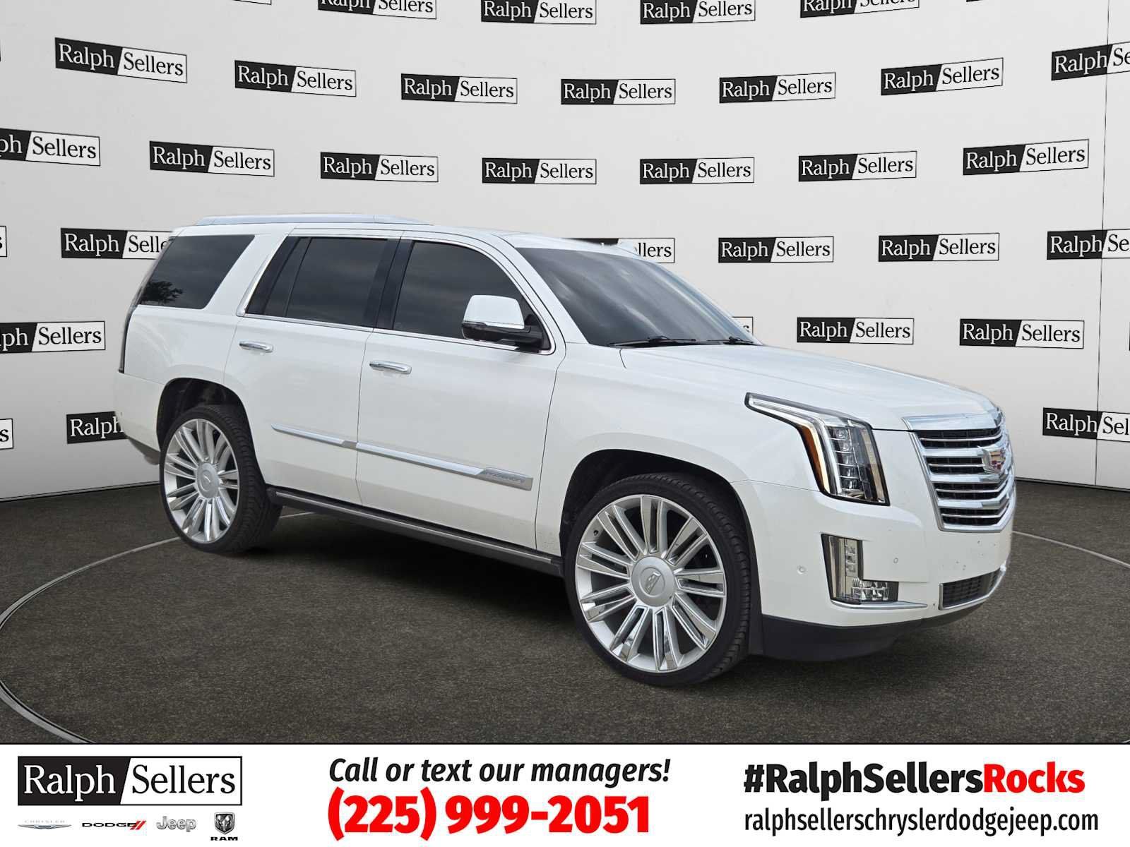Used 2018 Cadillac Escalade Platinum RWD image 1