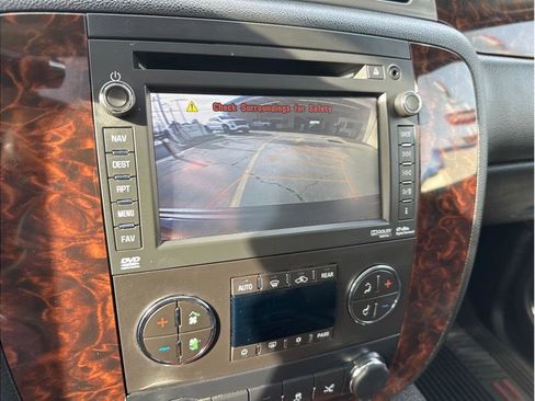 Used 2013 GMC Yukon Denali image 25