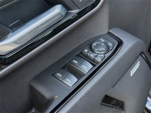 Used 2025 GMC Sierra 2500 AT4 w/ AT4 Premium Plus Package image 22