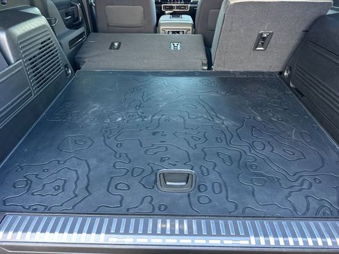 Used 2024 GMC Hummer EV 3X image 16