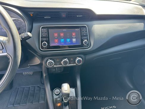 Used 2022 Nissan Kicks S FWD image 20