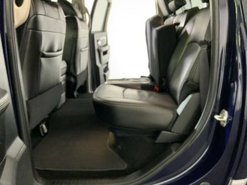 Used 2015 RAM 1500 Laramie w/ Convenience Group AWD/4WD image 37