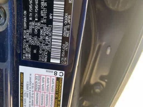 Used 2020 Toyota 4Runner Limited image 2