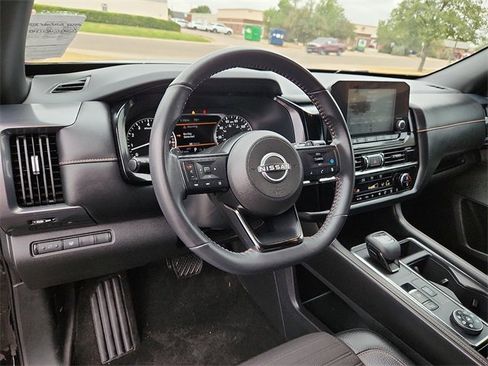 Used 2024 Nissan Pathfinder Rock Creek image 15