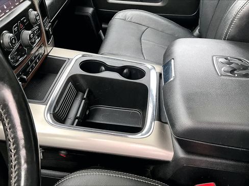 Used 2018 RAM 3500 Laramie image 17