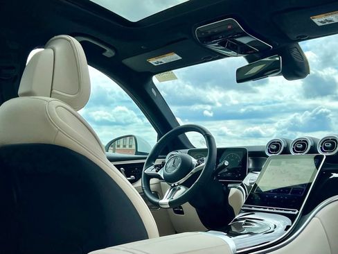 Certified 2026 Mercedes-Benz GLC 300 4MATIC image 16