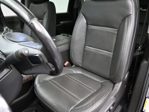 Used 2022 GMC Sierra 2500 Denali w/ Denali Ultimate Package AWD/4WD image 21