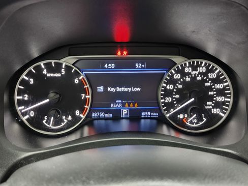 Used 2023 Nissan Altima 2.0 SR image 30