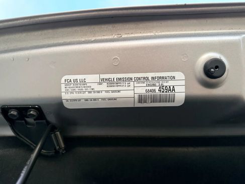 Used 2019 Jeep Wrangler Unlimited Sport S image 29