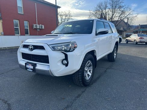 Used 2016 Toyota 4Runner Trail Premium image 3
