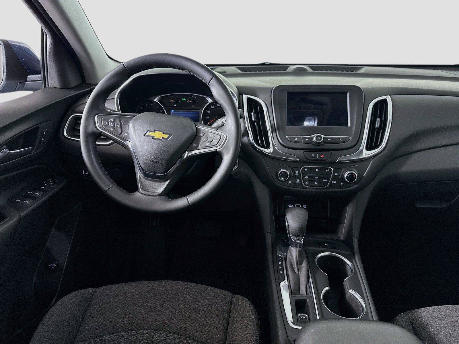 Used 2024 Chevrolet Equinox LT w/ LPO, Floor Liner Package AWD/4WD image 2