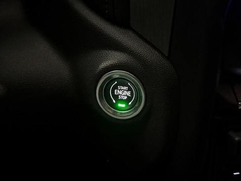 Used 2019 GMC Sierra 1500 Denali w/ Technology Package RWD image 9