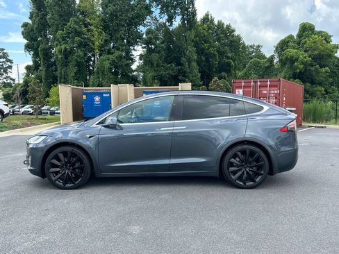 Used 2020 Tesla Model X Long Range AWD/4WD image 4