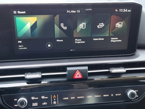 New 2026 Kia Sportage EX image 13