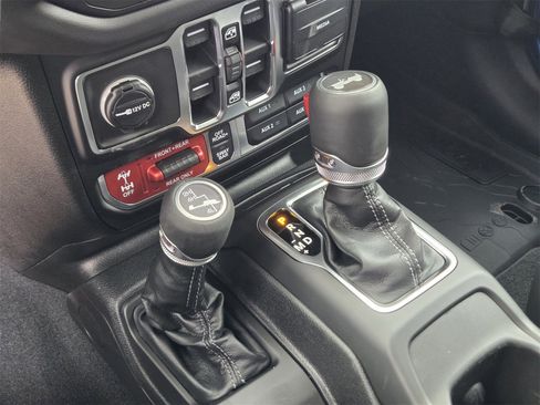 New 2026 Jeep Wrangler Unlimited Rubicon image 18