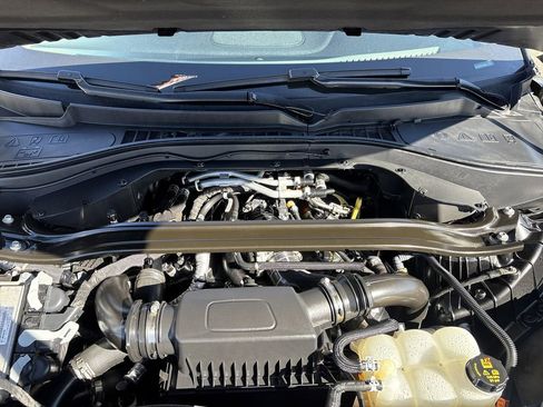 Used 2023 Lincoln Aviator Reserve image 35