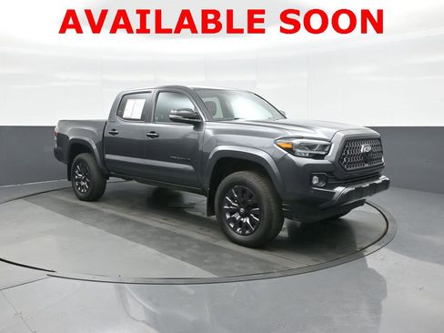 Used 2022 Toyota Tacoma Limited w/ Nightshade Package image 1