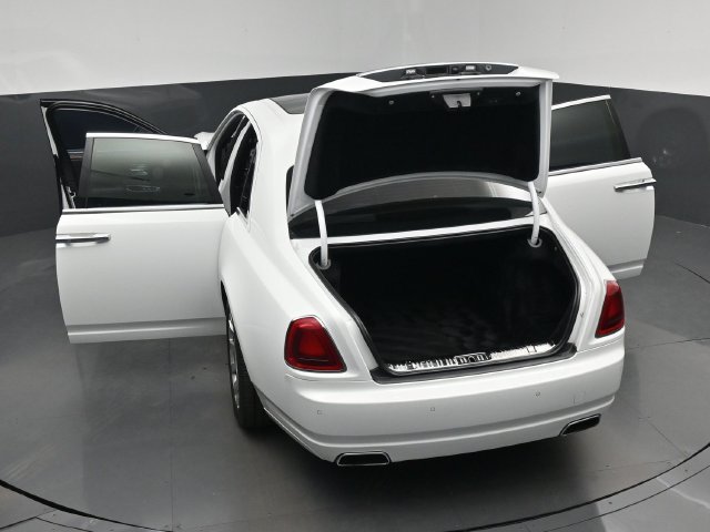 Used 2013 Rolls-Royce Ghost RWD image 30
