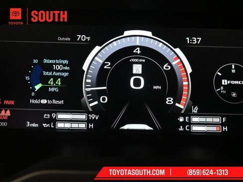 New 2026 Toyota Tundra Limited AWD/4WD image 14