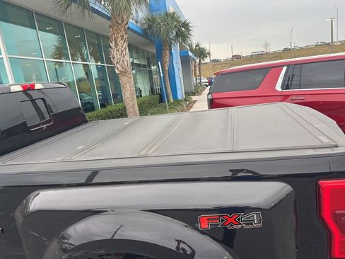 Used 2017 Ford F350 Lariat w/ Lariat Ultimate Package image 10