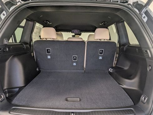 New 2025 Jeep Grand Cherokee Limited image 25