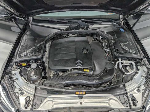 Certified 2019 Mercedes-Benz C 300 4MATIC Sedan image 14