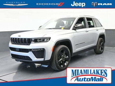 New 2026 Jeep Grand Cherokee Limited w/ Limited Altitude Package RWD image 1
