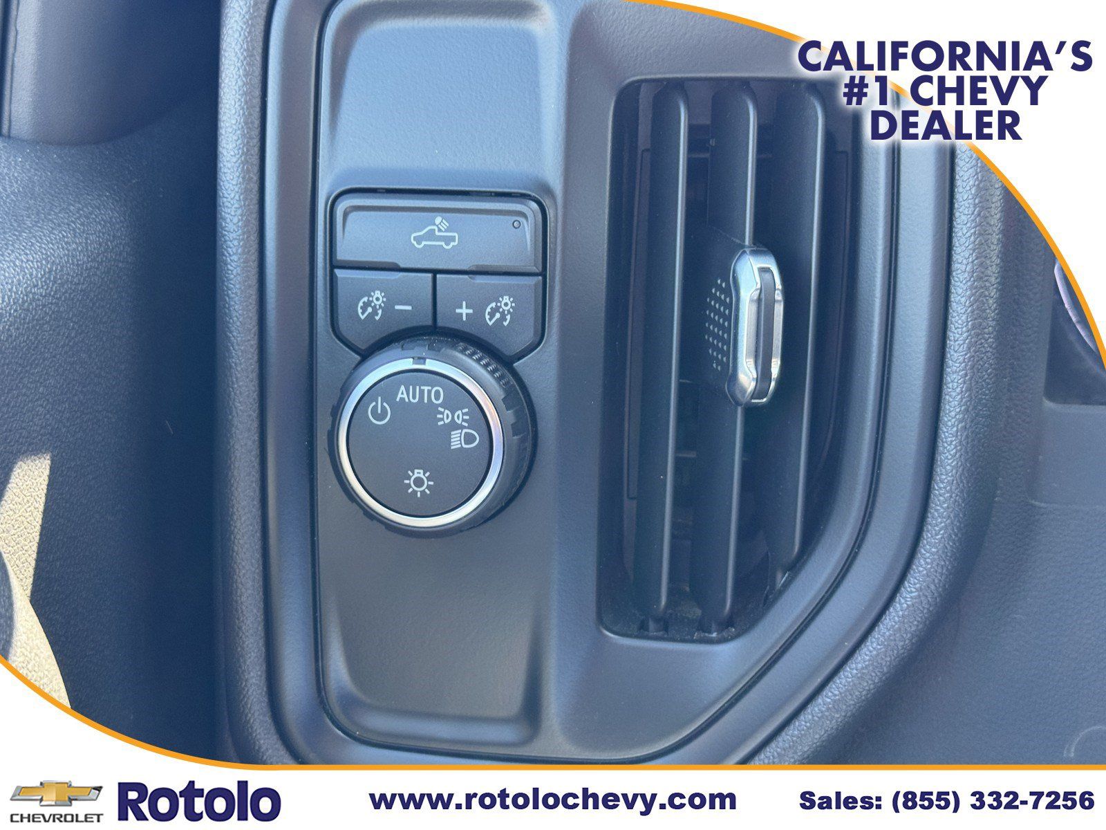 Used 2025 Chevrolet Silverado 1500 W/T RWD image 22