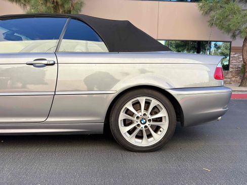Used 2006 BMW 330Ci Convertible image 18