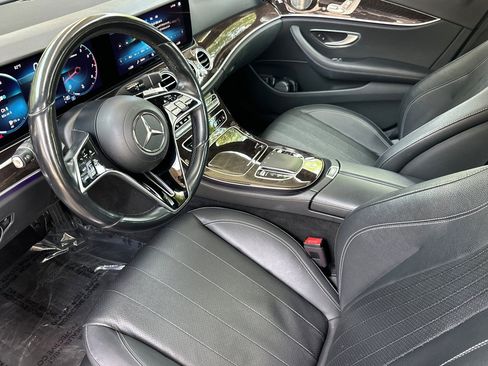 Used 2021 Mercedes-Benz E 350 Sedan image 4