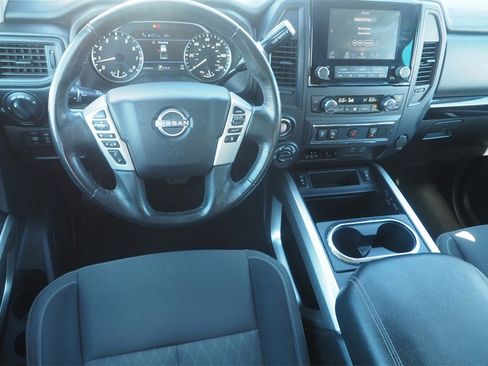 Used 2023 Nissan Titan SV w/ SV Convenience Package image 21