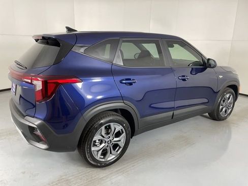 Used 2026 Kia Seltos LX image 8