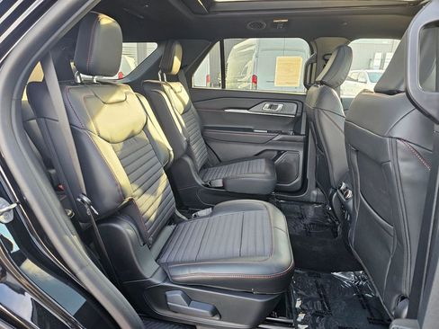 New 2026 Ford Explorer ST-Line AWD/4WD image 14