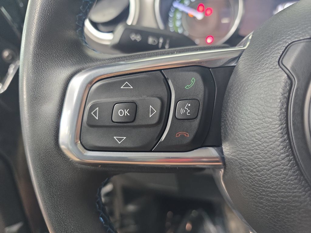 Used 2023 Jeep Wrangler Unlimited Rubicon 4xe AWD/4WD image 16