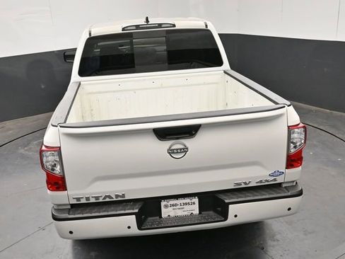 Used 2024 Nissan Titan SV AWD/4WD image 23