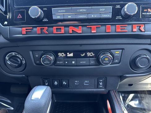 Used 2026 Nissan Frontier PRO-4X w/ Pro-4x Convenience Package AWD/4WD image 30