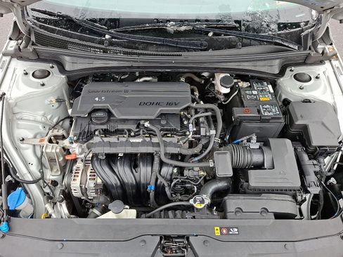 Certified 2023 Hyundai Elantra SEL w/ Convenience Package image 28