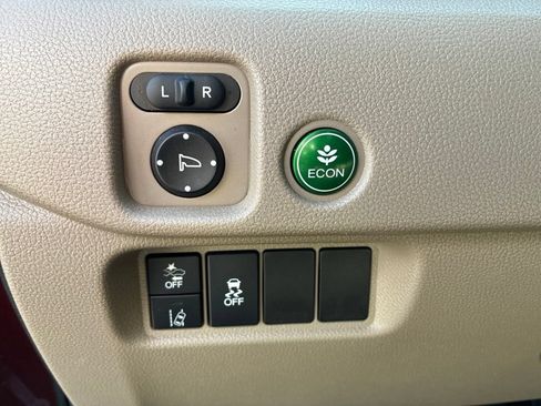 Used 2022 Honda Pilot Special Edition image 13