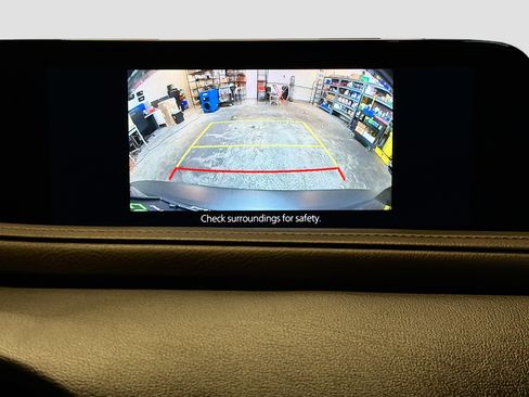 Used 2023 MAZDA CX-30 AWD 2.5 S w/ Premium Package image 23