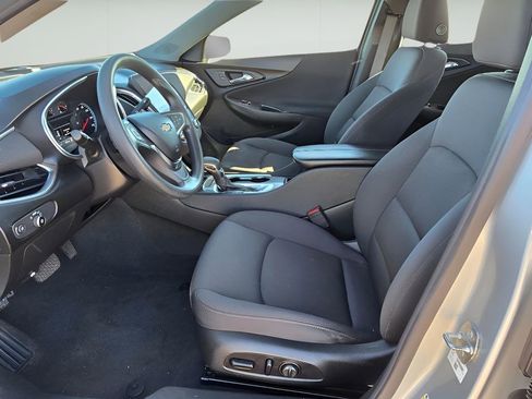 Used 2021 Chevrolet Malibu LT image 12