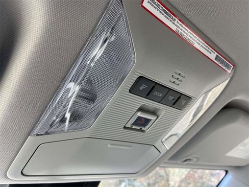 Used 2023 Toyota RAV4 LE image 29