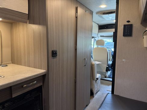Used 2021 RAM ProMaster 3500 w/ Convenience Group FWD image 61