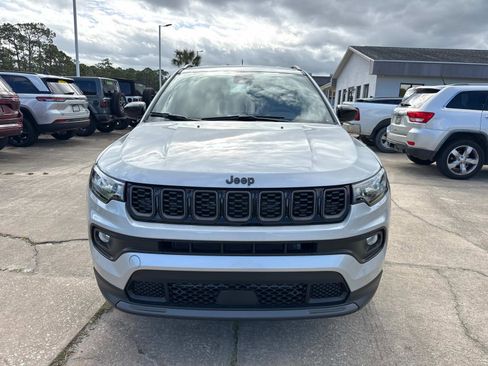 New 2026 Jeep Compass Latitude image 8