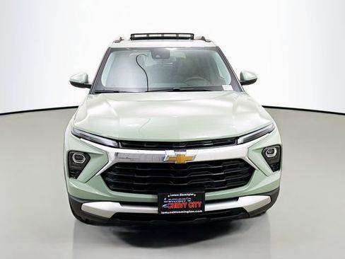 New 2026 Chevrolet TrailBlazer LT w/ Convenience Package image 2