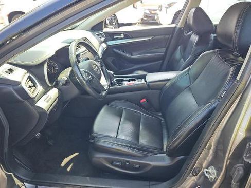 Used 2021 Nissan Maxima 3.5 SV w/ Floor Mat Group FWD image 4