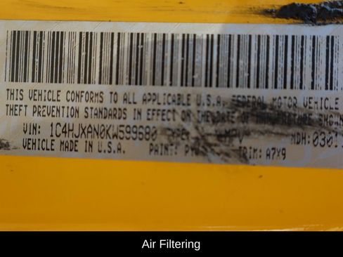 Used 2019 Jeep Wrangler Sport image 19