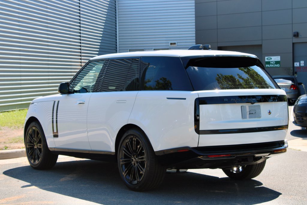 New 2026 Land Rover Range Rover SE AWD/4WD image 6