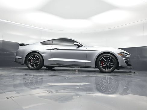 Used 2020 Ford Mustang Coupe RWD image 39