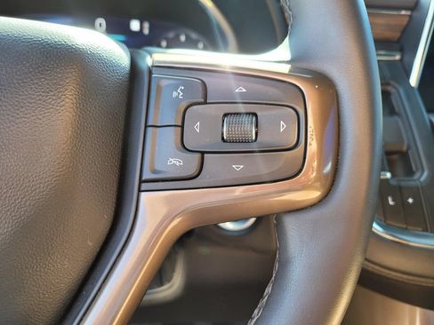 Used 2023 Chevrolet Suburban High Country AWD/4WD image 27