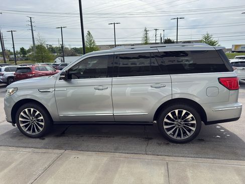 Used 2020 Lincoln Navigator Reserve w/ Luxury Package AWD/4WD image 6